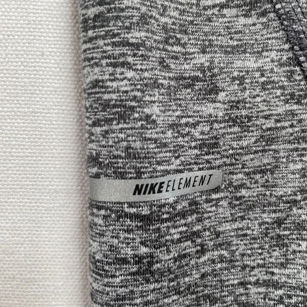 Nike Running Element Dri-FIT Half Zip Pullover Top‎ Women's Gray Heather M